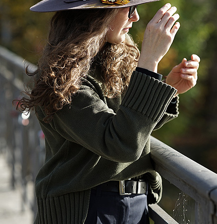Jasper. Mit dem Filzhut werden Sie gesehen.