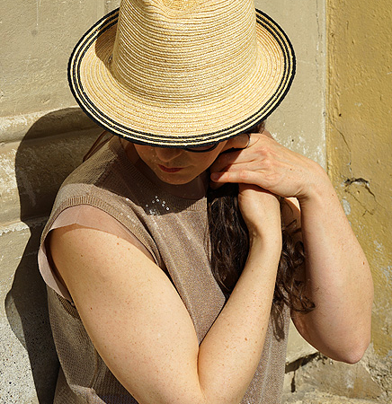 Nicko. Sportlicher, knautschbarer Strohhut mit Kontrastkante.